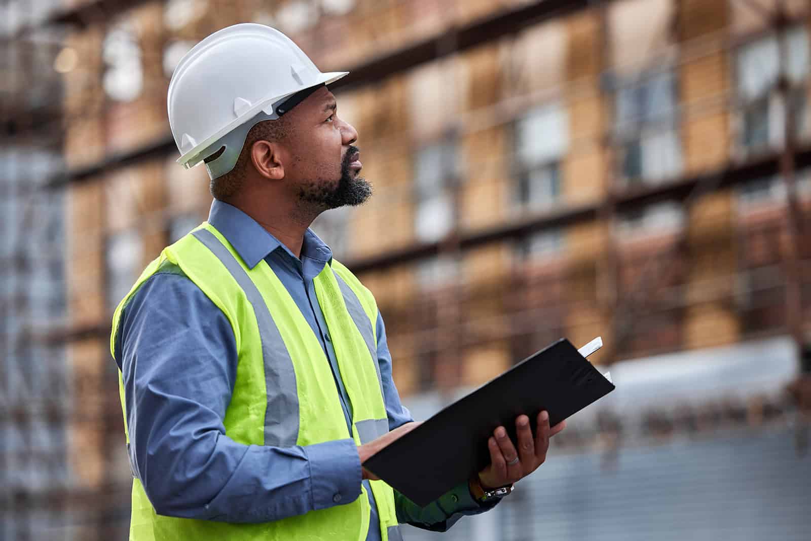 Safety assessment for lone workers in construction environments.